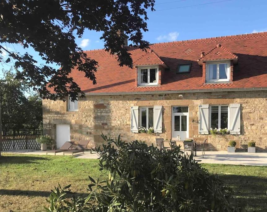 Gite Ferme Cidricole Et Laitiere Vila Magny-le-Desert Exterior foto